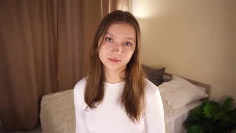 Molly online show from 02.04.26