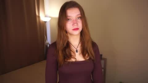 Snapshot of gwennielove chatting on 05.09.26 Molly online show from 05.09.26