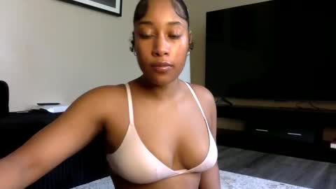 gyalxoxo online show from 03.26.26