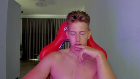 Oliver online show from 11.11.25