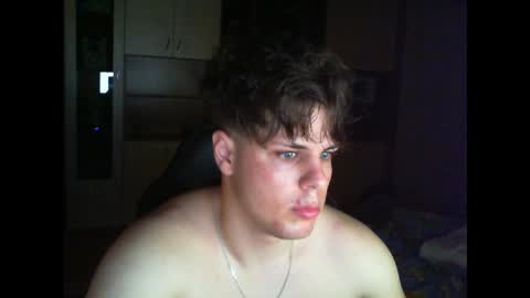 Snapshot of gymguy0505 chatting on 12.20.25 gymguy0505 online show from 12.20.25