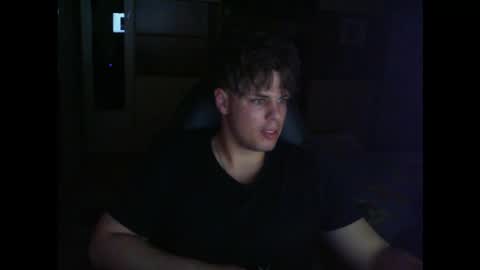 Snapshot of gymguy0505 chatting on 12.21.25 gymguy0505 online show from 12.21.25