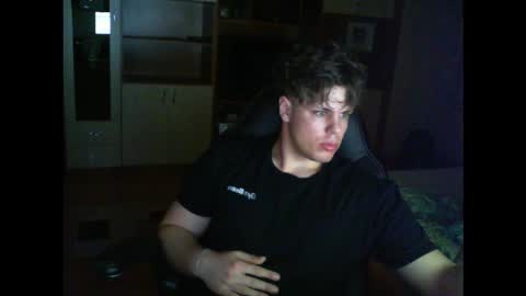 Snapshot of gymguy0505 chatting on 02.14.26 gymguy0505 online show from 02.14.26