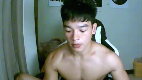 AJ online show from 04.18.26