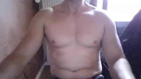Snapshot of gymxxx_ chatting on 04.04.26 gymxxx_ online show from 04.04.26