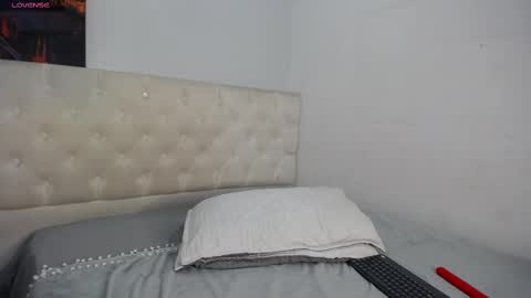 Snapshot of gysellecrush chatting on 12.09.24 Gysellecrush online show from 12.09.24