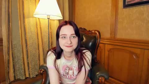 Snapshot of h0lyangel chatting on 05.06.26 Kelly Lilly online show from 05.06.26