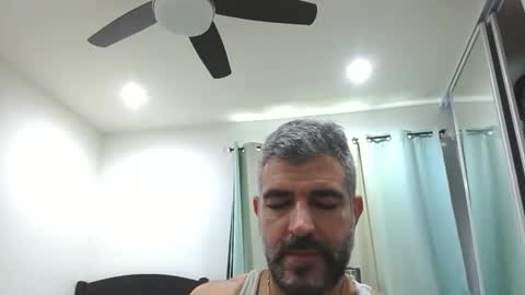 Snapshot of h0nest84 chatting on 04.19.26 h0nest84 online show from 04.19.26