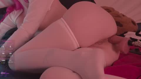 Snapshot of h2h0e chatting on 03.12.26 Lana online show from 03.12.26