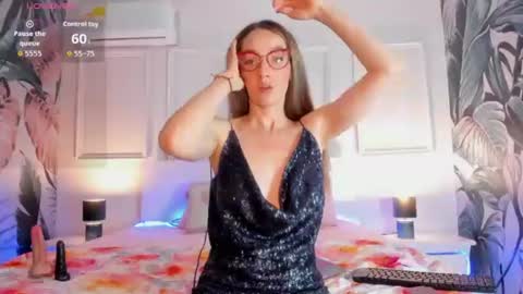 Snapshot of hada_magica chatting on 07.16.26 hada_magica online show from 07.16.26