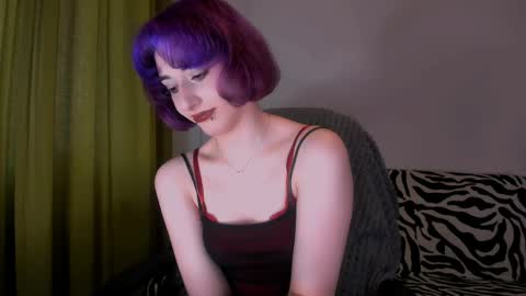 Snapshot of hadley_mills chatting on 03.18.26 hadley online show from 03.18.26