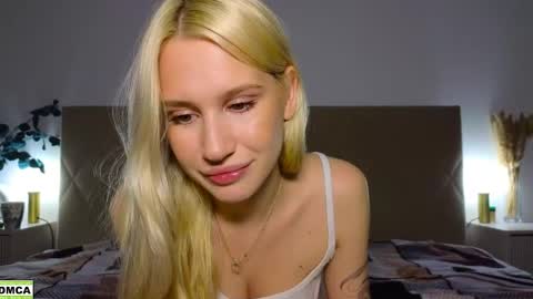 Snapshot of hailey_would chatting on 06.01.26 hailey_would online show from 06.01.26