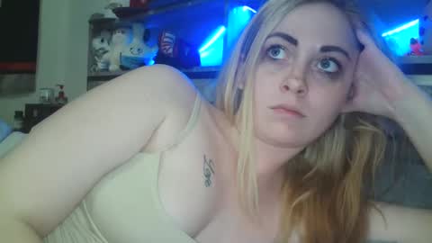 Hailey and d online show from 02.28.25