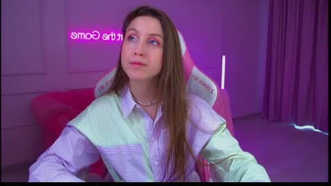 Snapshot of haileyarden chatting on 07.27.26 Hailey online show from 07.27.26