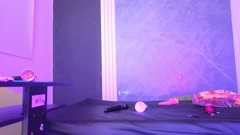 haileycat_ online show from 02.05.26