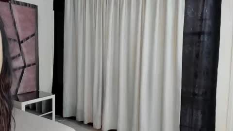 Snapshot of haileyduke chatting on 10.04.25 Hailey online show from 10.04.25