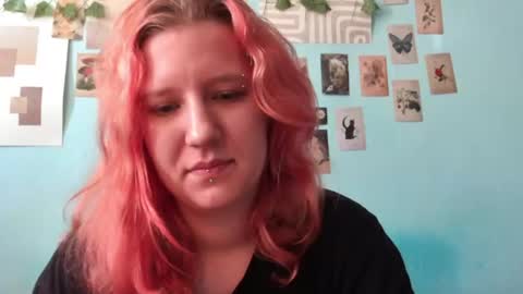Snapshot of haileyfoxy chatting on 07.20.26 Hailey online show from 07.20.26