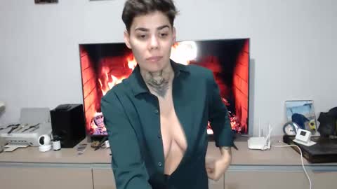 Snapshot of haileylucy chatting on 02.11.26 Lucy online show from 02.11.26