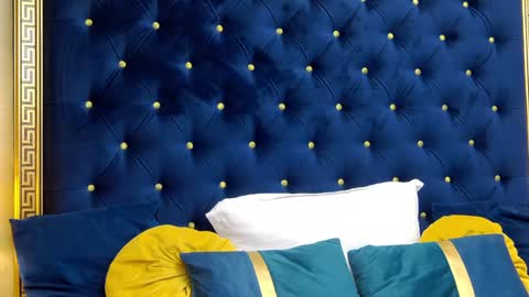 Hailey online show from 01.09.25