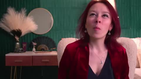 Hailey online show from 04.16.26