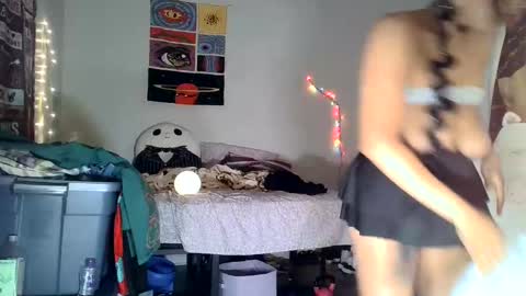 Snapshot of haileysquirts chatting on 01.29.25 Hailey online show from 01.29.25