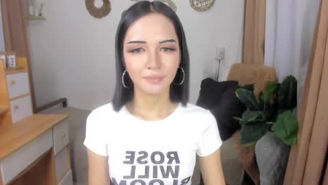 Snapshot of hailyourqueenofsatisfaction chatting on 04.24.26 Haily online show from 04.24.26