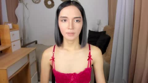 Snapshot of hailyourqueenofsatisfaction chatting on 05.06.26 Haily online show from 05.06.26