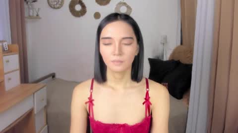 Snapshot of hailyourqueenofsatisfaction chatting on 05.12.26 Haily online show from 05.12.26