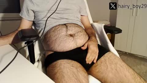 hairy_boy29 online show from 11.03.25