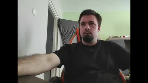 Snapshot of hairy_guy007 chatting on 04.05.26 hairy_guy007 online show from 04.05.26
