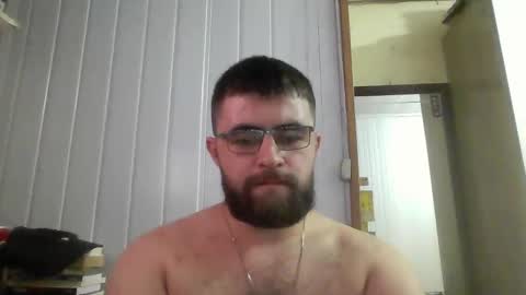 Snapshot of hairy_man_69_ chatting on 01.10.25 horny online show from 01.10.25