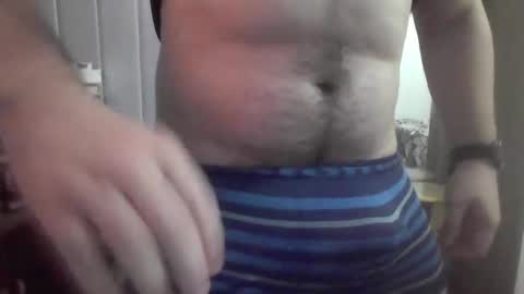 Snapshot of hairy_man_69_ chatting on 02.26.25 horny online show from 02.26.25