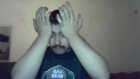 Snapshot of hairy_man_69_ chatting on 05.12.26 horny online show from 05.12.26