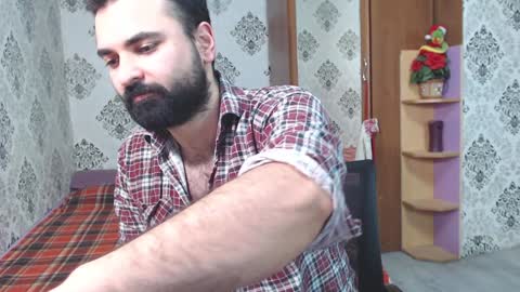 Snapshot of hairy_tyler666 chatting on 01.22.25 Hairy Tyler online show from 01.22.25