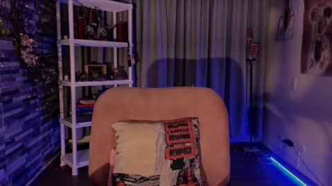 Snapshot of hairyandsexysalma chatting on 02.06.25 SALMA  online show from 02.06.25