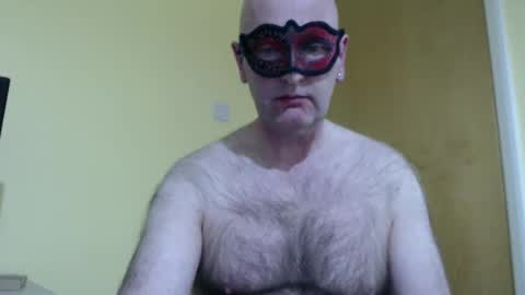 Hairy male online show from 04.12.26