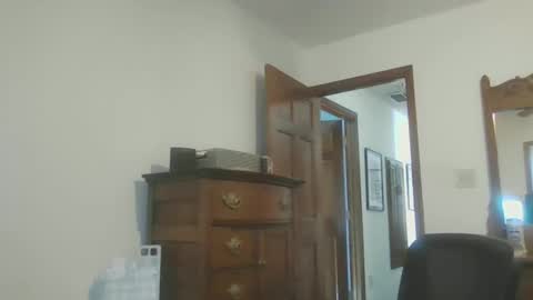 HairyDaddyBear69 online show from 12.01.25