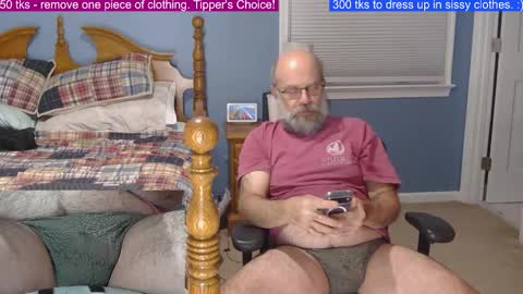 HairyDaddyBear69 online show from 01.07.26