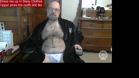 HairyDaddyBear69 online show from 02.06.26