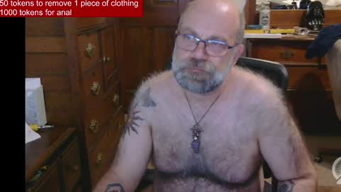 HairyDaddyBear69 online show from 03.11.26