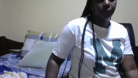 hairypussybigassy001 online show from 01.01.25