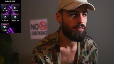 Snapshot of hairyrobxxx chatting on 10.10.25 HairyRobXxX online show from 10.10.25