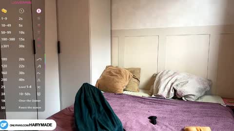 hairy and short online show from 04.15.26