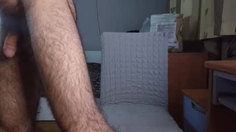 Snapshot of hairytwinkguy chatting on 12.12.24 Hairy online show from 12.12.24