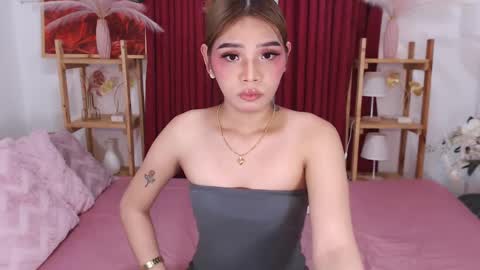 Snapshot of haisleypalmer chatting on 12.17.24 YOUR SIDECHIC HAILEY online show from 12.17.24