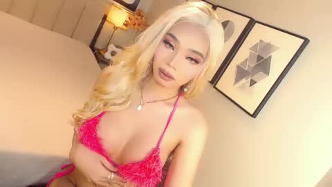 Snapshot of haisleypalmer chatting on 09.10.25 YOUR SIDECHIC HAILEY online show from 09.10.25