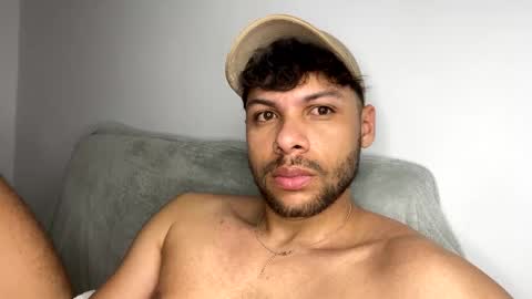 Independent       model  online show from 02.04.25