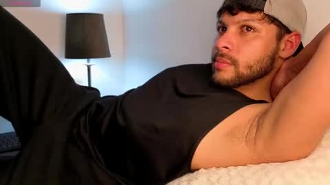 Independent       model  online show from 10.19.25