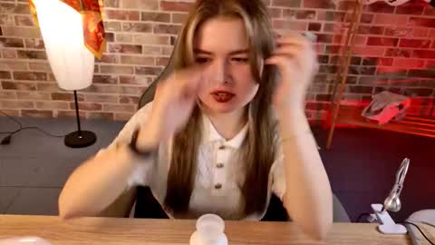 HaleySun online show from 10.09.25