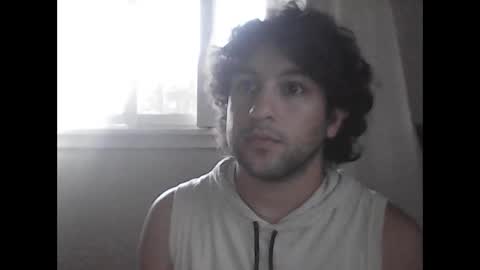 Snapshot of halfblood18 chatting on 01.11.25 halfblood18 online show from 01.11.25